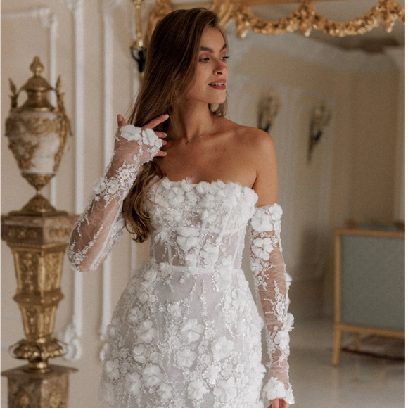 Chic Off-Shoulder White Floral Wedding Dress - Picture 1 of 3
